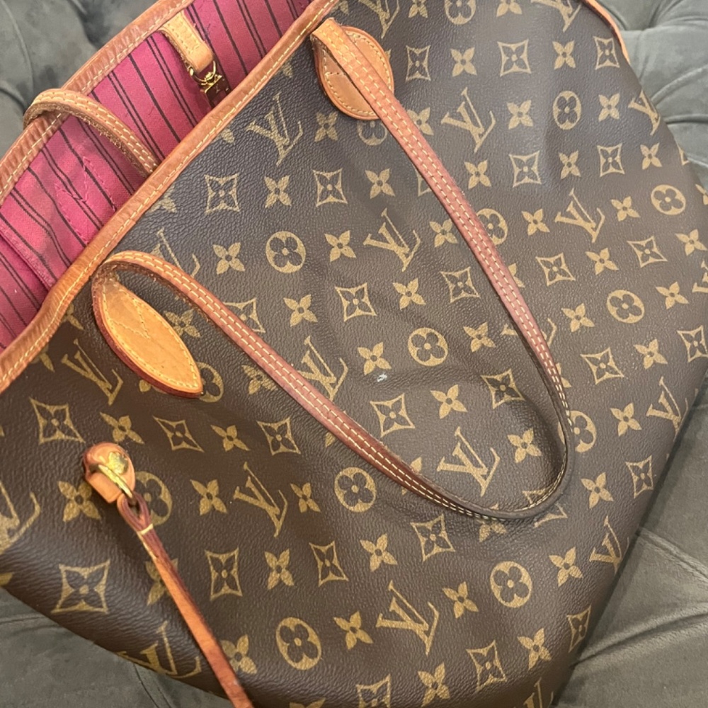 Purse - Picture 11 of 11